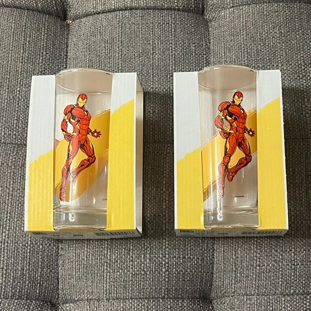 2 Marvel Ironman drinking glasses